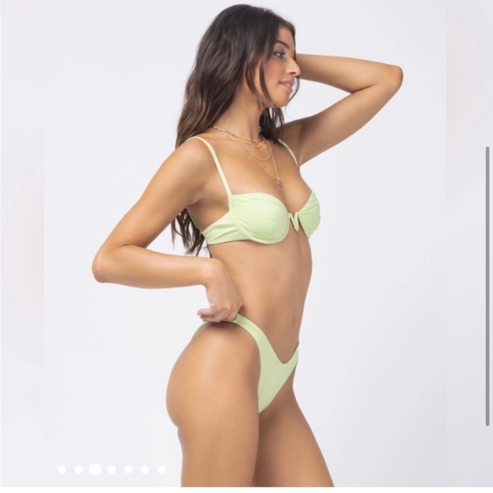 L*SPACE | NWT Nico Bikini Top in Martini Medium - Picture 7 of 11